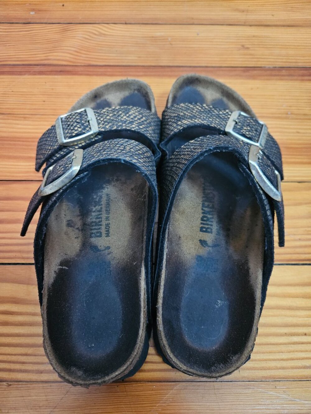 RARE🔥Birkenstock Arizona Shiny Python Black Microfiber Sandal Size 39 Snakeskin - Picture 5 of 8